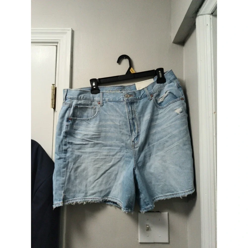 American Eagle Stretch Highest Rise Baggy LIGHT Denim Jean Shorts SIZE 18/34 NEW